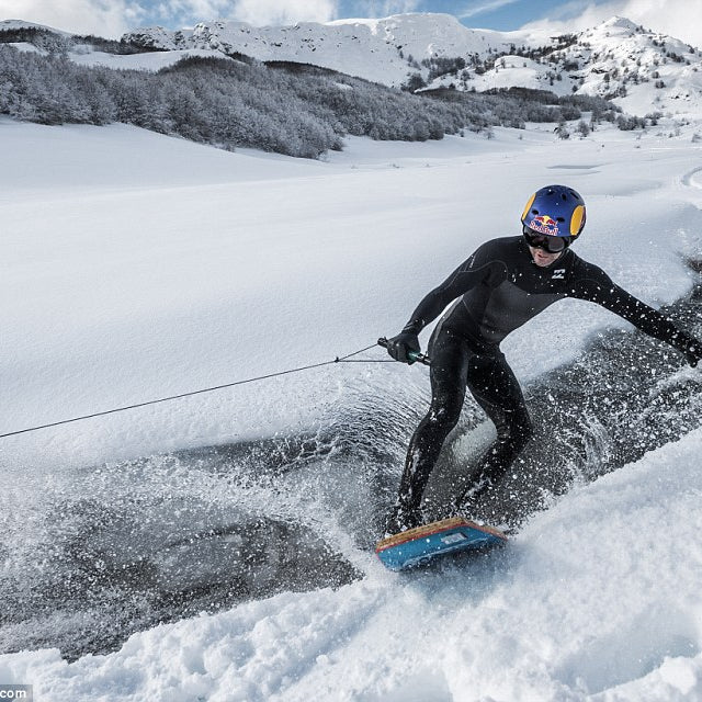Will wakeboarding help you snowboard