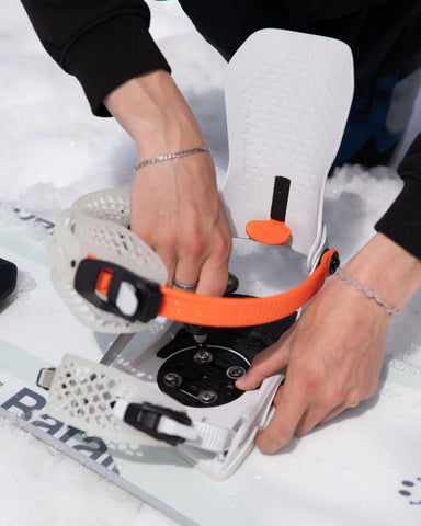 Bataleon Blaster AsymWrap™ FASE® Snowboard Bindings 2027 - 88 Gear