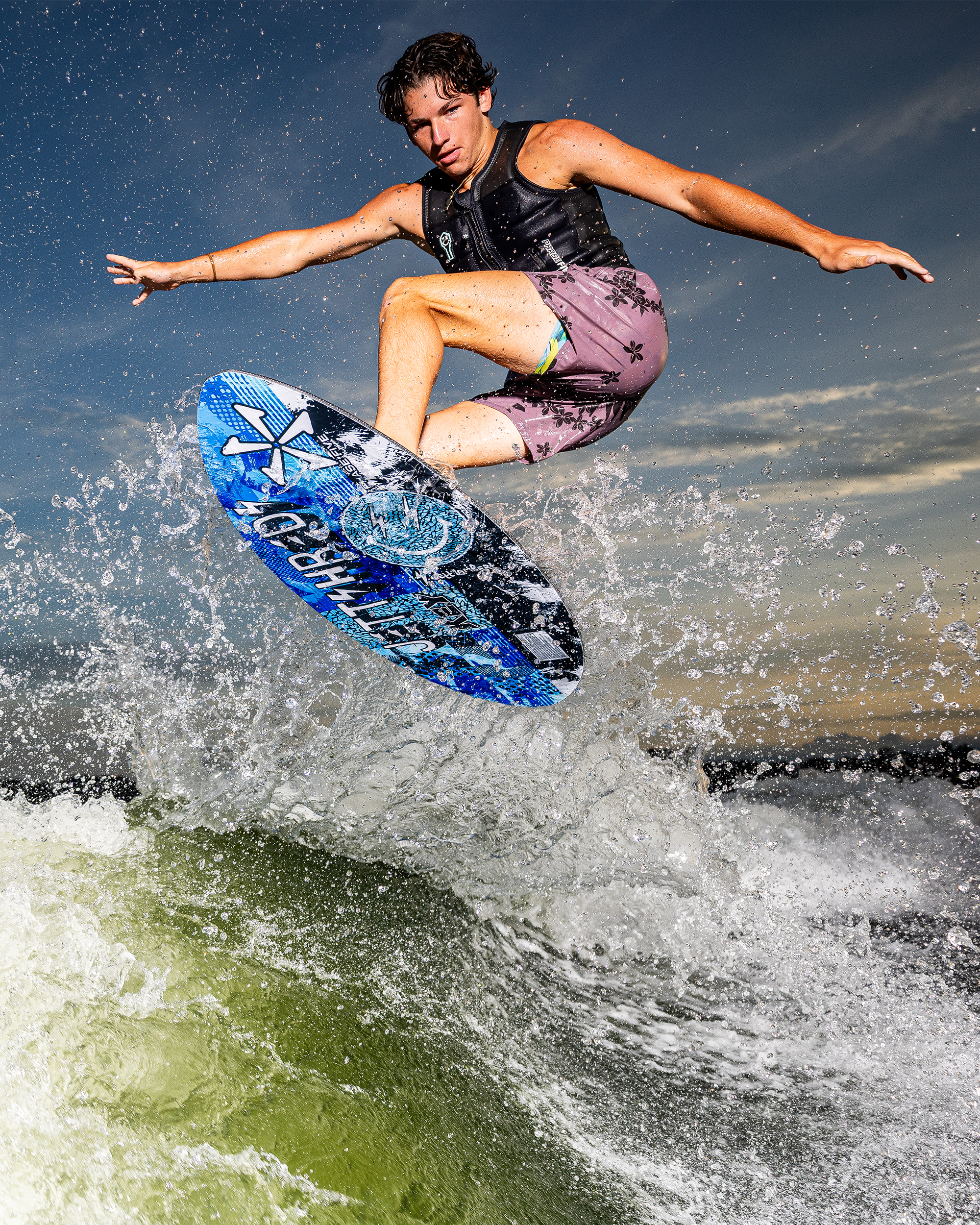 Phase Five Key Jett Shreds Wakesurf Board 2026 - 88 Gear