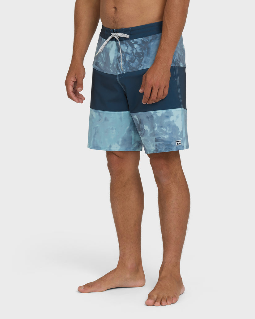 Billabong Tribong Lo Tide 18" Boardshorts - 88 Gear