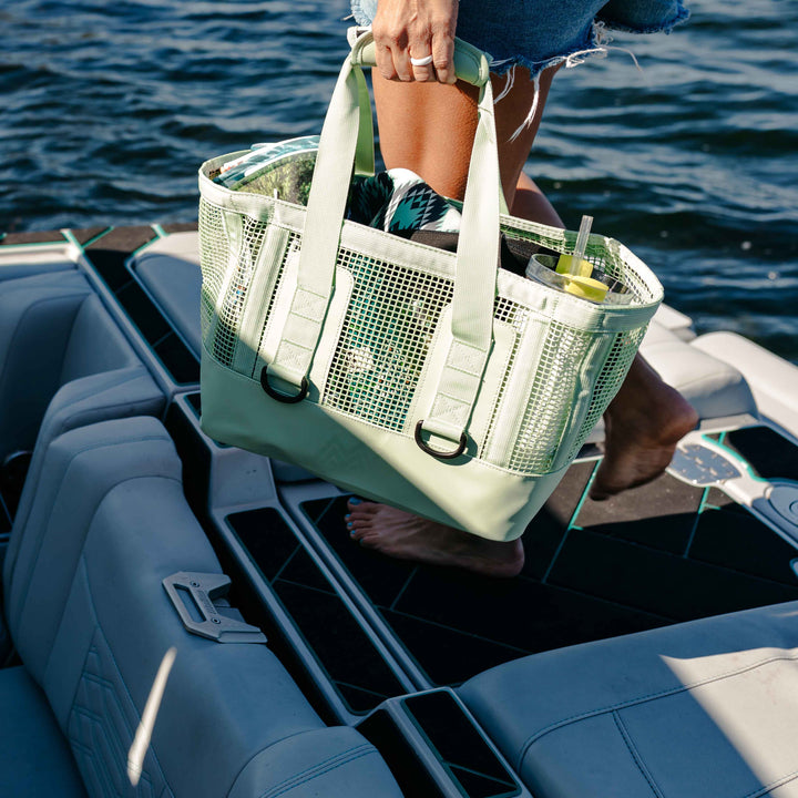 Mission Cassi Medium Boat Tote - 88 Gear