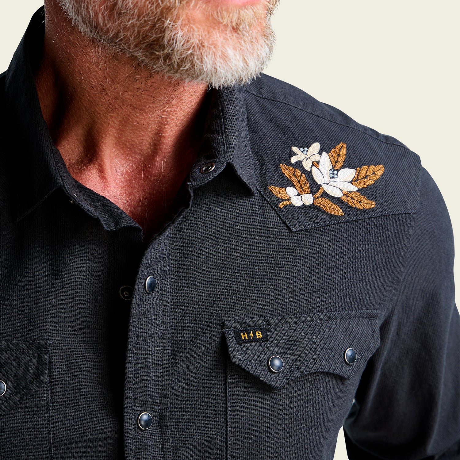 Howler Brothers Crosscut Deluxe Snapshirt - Orange Blossoms : Antique Black