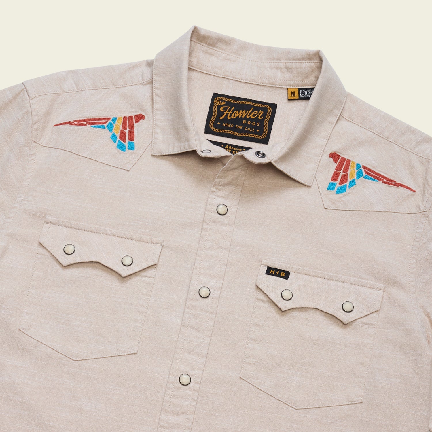 Howler Brothers Crosscut Deluxe Snapshirt - Parrot Patrol : Dune Chambray