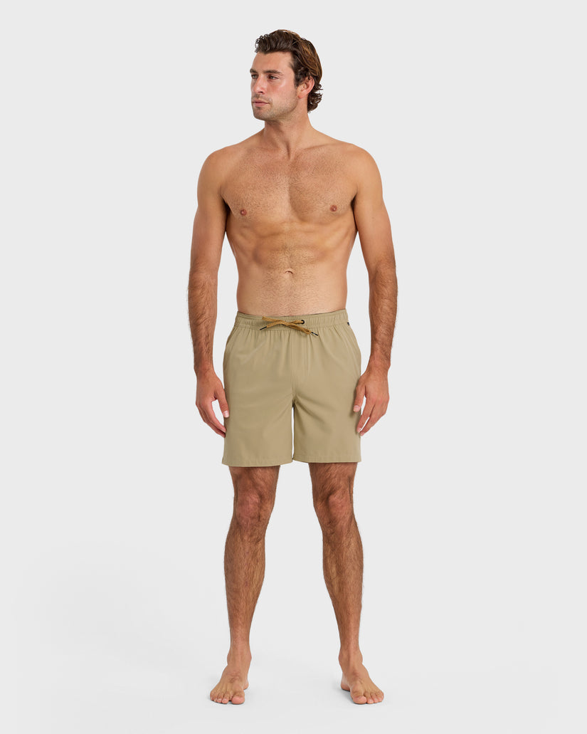 Quiksilver Taxer Amphibian 18" Hybrid Shorts
