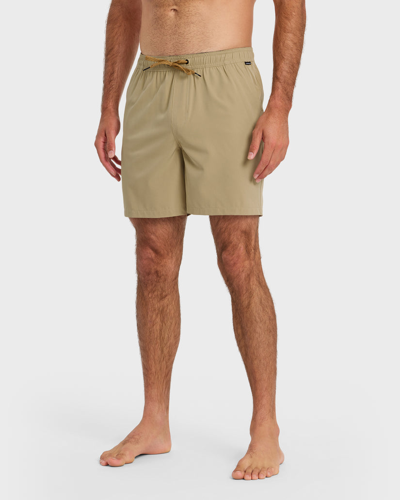 Quiksilver Taxer Amphibian 18" Hybrid Shorts
