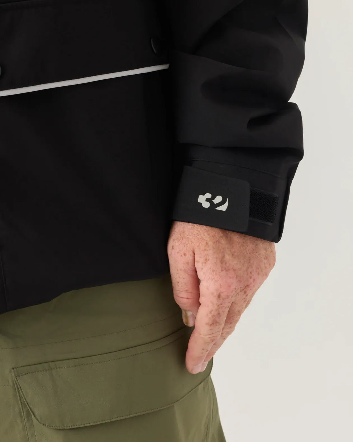 Thirtytwo Introvert Jacket