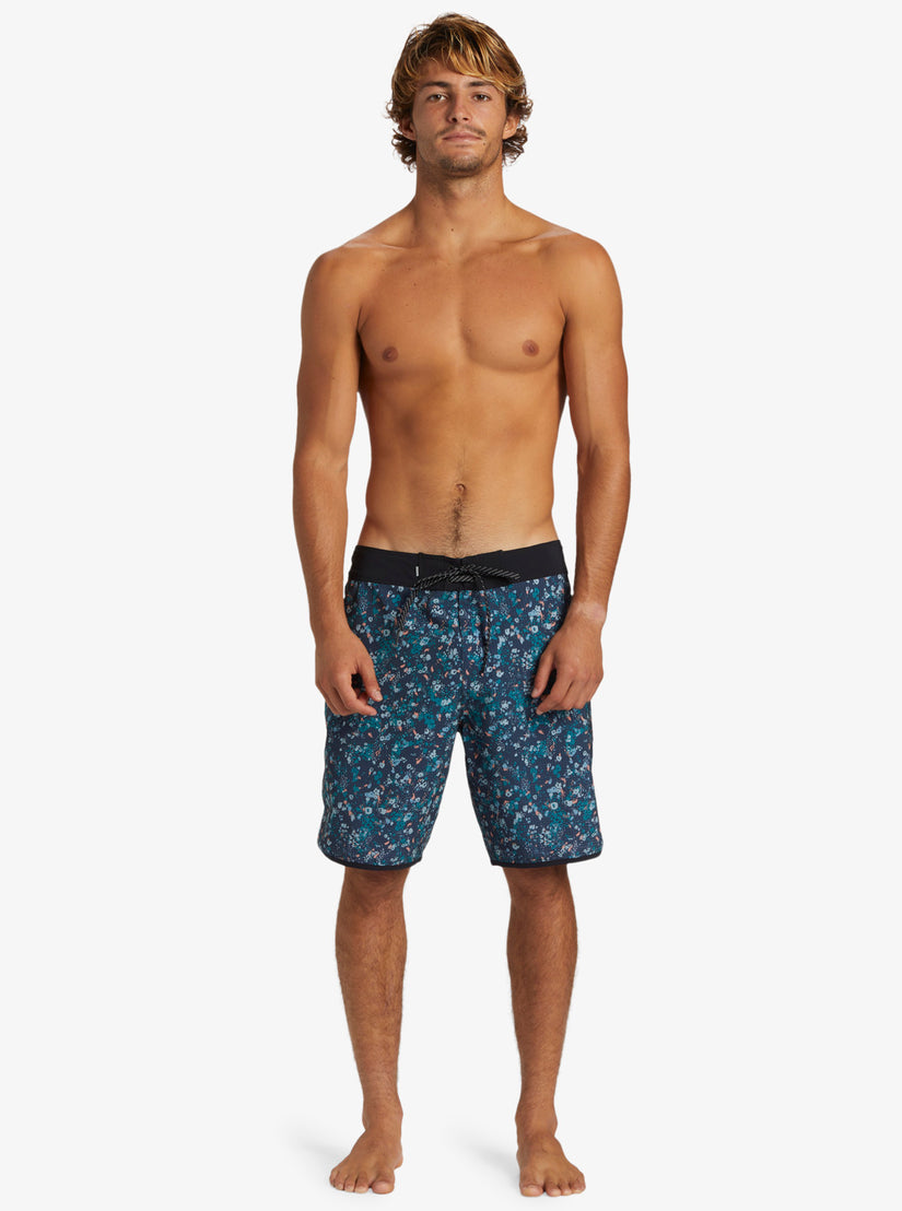 Quiksilver Highline Scallop 19" Boardshorts - 88 Gear