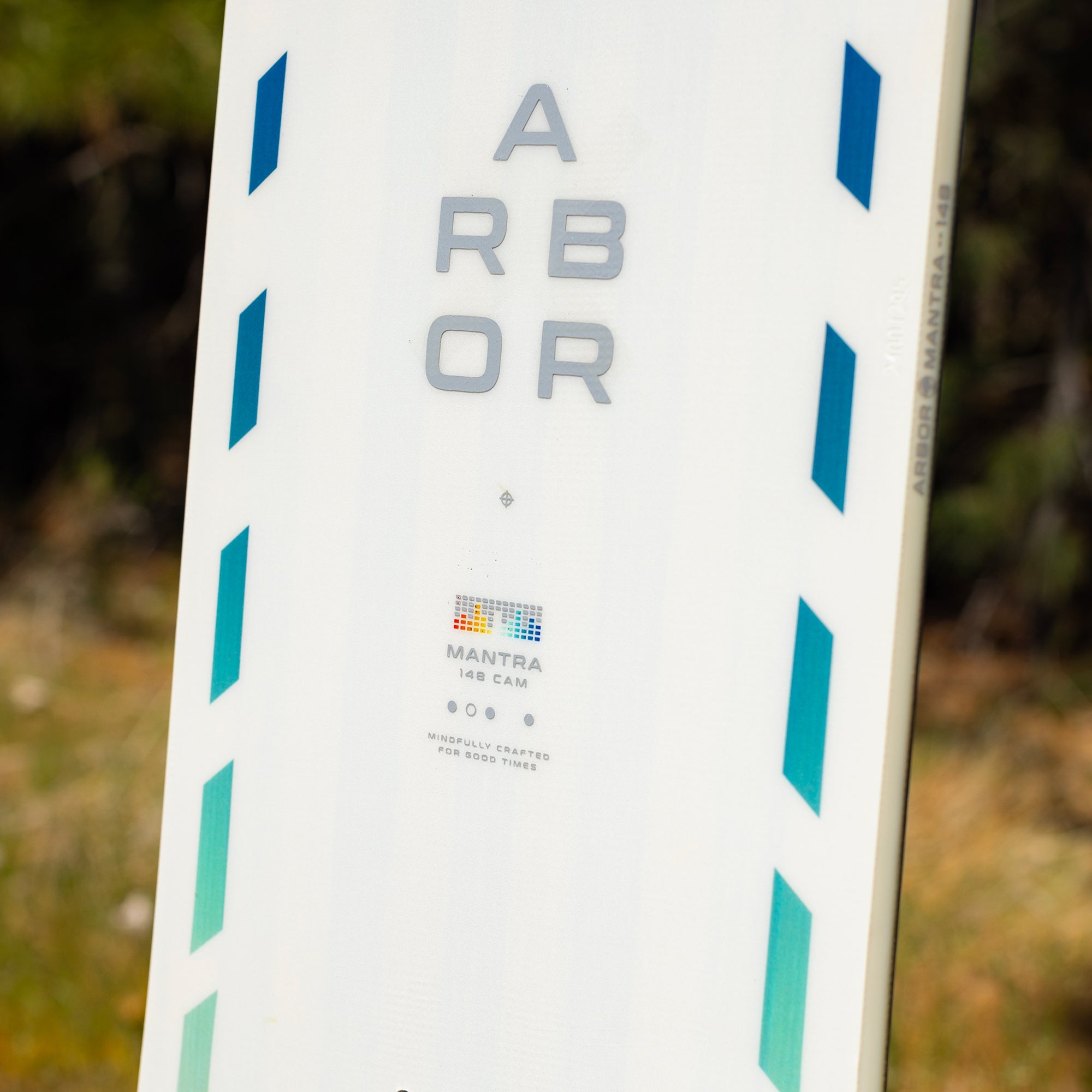 Arbor Mantra Camber Snowboard 2024 - 88 Gear