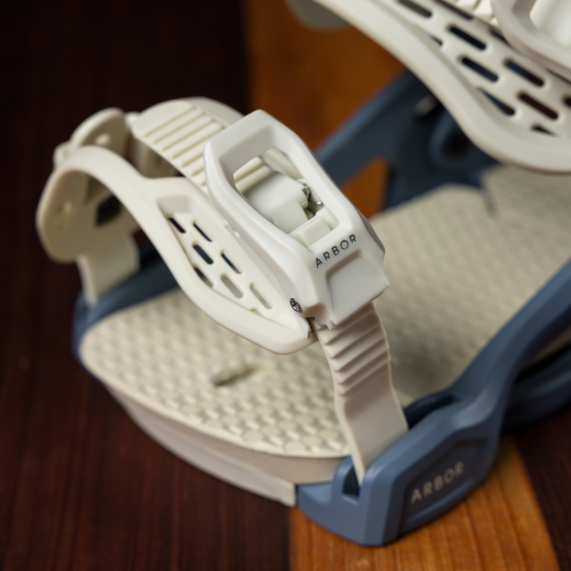 Arbor Acacia Women's Snowboard Bindings 2023 - 88 Gear