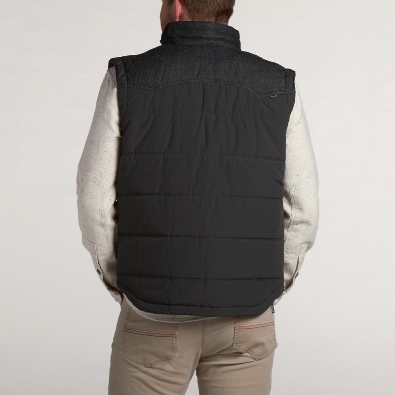 Howler Rounder Vest