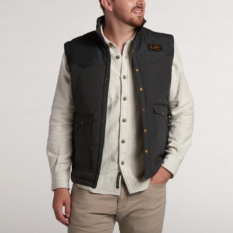 Howler Rounder Vest