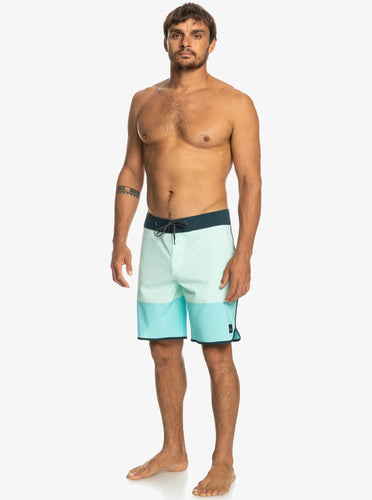 Quiksilver Highlite Scallop 19" Boardshorts - 88 Gear