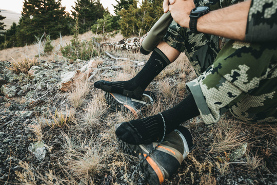 Darn Tough Mid Weight Hunting Socks - 88 Gear